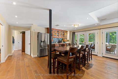 Photo 15 at 50 Chine Drive, Cliffcrest, Toronto