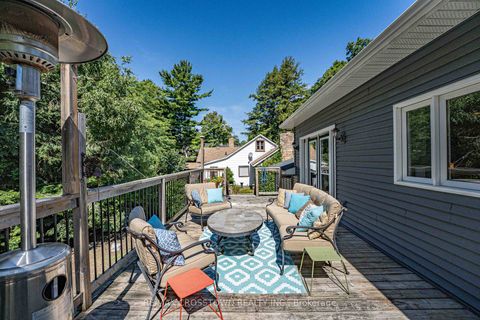 Photo 23 at 50 Chine Drive, Cliffcrest, Toronto