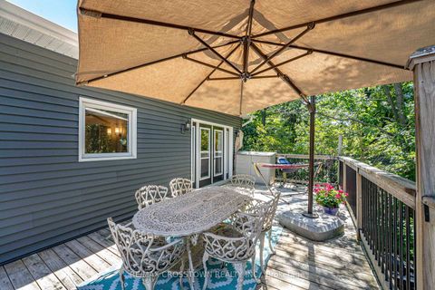 Photo 24 at 50 Chine Drive, Cliffcrest, Toronto
