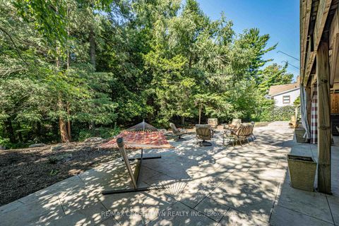 Photo 28 at 50 Chine Drive, Cliffcrest, Toronto