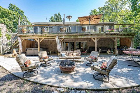 Photo 32 at 50 Chine Drive, Cliffcrest, Toronto