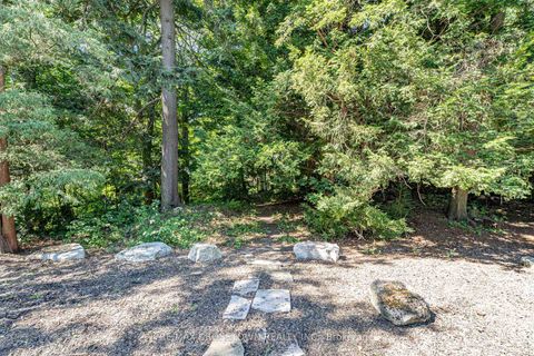 Photo 33 at 50 Chine Drive, Cliffcrest, Toronto