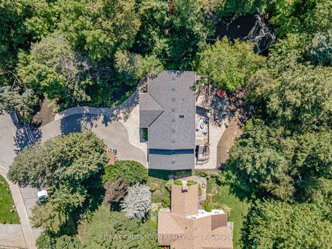 Photo 35 at 50 Chine Drive, Cliffcrest, Toronto