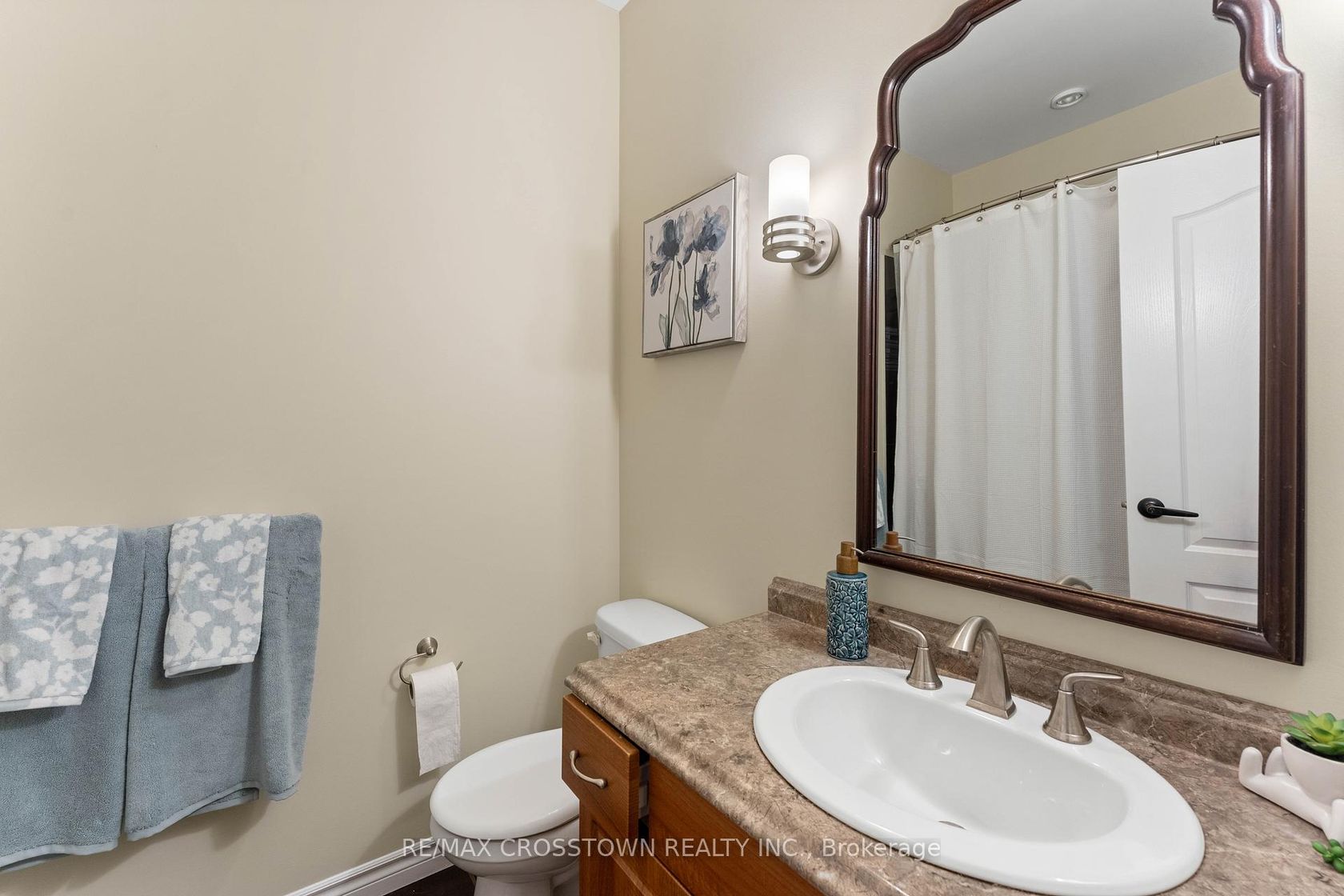 Photo 13 at 50 Chine Drive, Cliffcrest, Toronto Photo 13 at 50 Chine Drive, Cliffcrest, Toronto