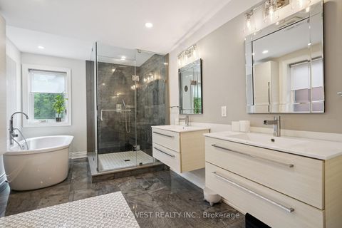 Photo 9 at 115 Cottingham Street, St. Clair, Toronto