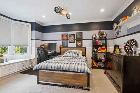 Photo 11 at 115 Cottingham Street, St. Clair, Toronto