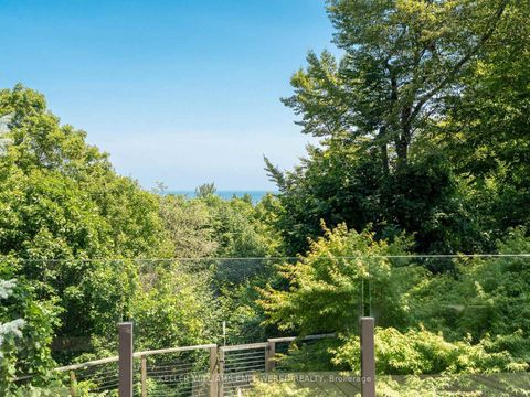 Photo 1 at 9 Fenwood Heights, Cliffcrest, Toronto