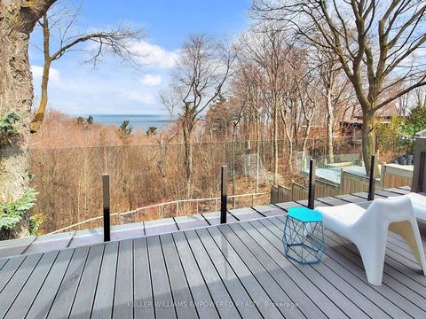 Photo 2 at 9 Fenwood Heights, Cliffcrest, Toronto