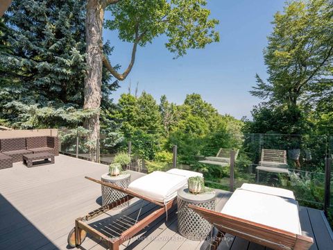 Photo 14 at 9 Fenwood Heights, Cliffcrest, Toronto