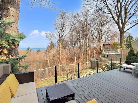 Photo 15 at 9 Fenwood Heights, Cliffcrest, Toronto