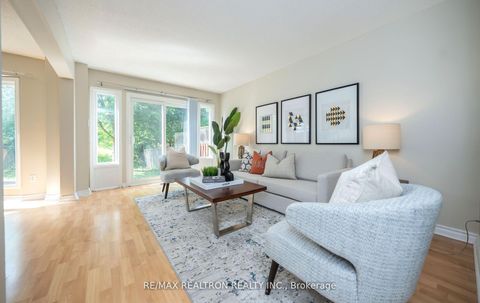 Photo 11 at 100 Gilmore Crescent, Brownridge, Vaughan