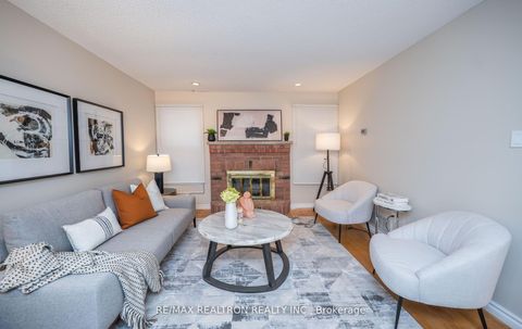 Photo 13 at 100 Gilmore Crescent, Brownridge, Vaughan