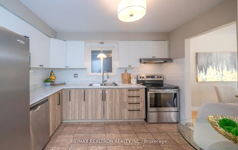 Photo 19 at 100 Gilmore Crescent, Brownridge, Vaughan