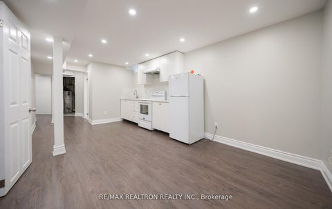 Photo 37 at 100 Gilmore Crescent, Brownridge, Vaughan
