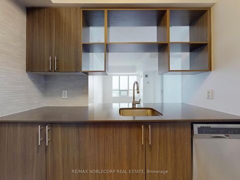 Photo 12 at 1929 - 2 Eva Road, Etobicoke West Mall, Toronto