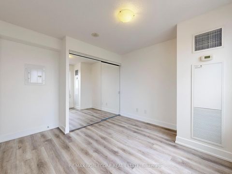 Photo 19 at 1929 - 2 Eva Road, Etobicoke West Mall, Toronto