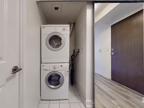 Photo 22 at 1929 - 2 Eva Road, Etobicoke West Mall, Toronto