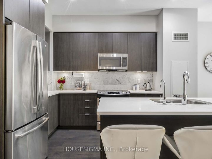 Photo 8 at TH03 - 32 Bruyers Mews, Waterfront Communities C1, Toronto