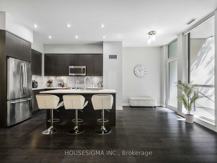 Photo 13 at TH03 - 32 Bruyers Mews, Waterfront Communities C1, Toronto