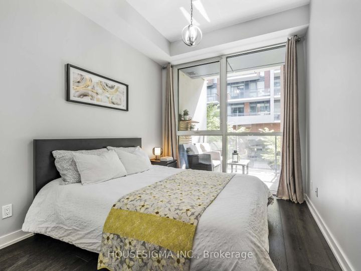 Photo 17 at TH03 - 32 Bruyers Mews, Waterfront Communities C1, Toronto