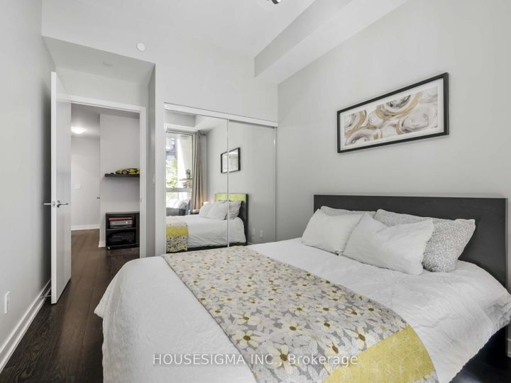 Photo 18 at TH03 - 32 Bruyers Mews, Waterfront Communities C1, Toronto