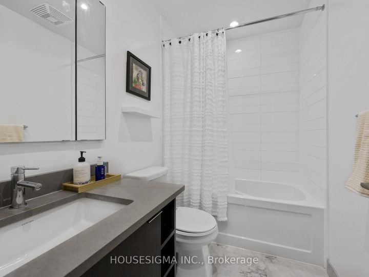 Photo 24 at TH03 - 32 Bruyers Mews, Waterfront Communities C1, Toronto