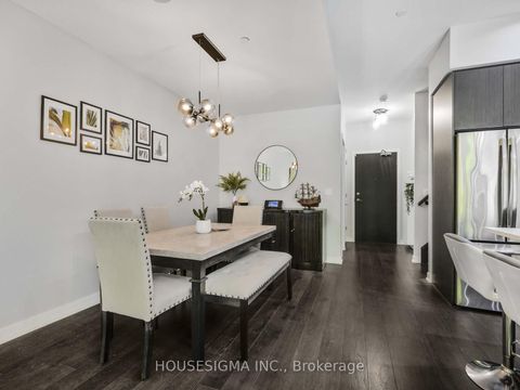 Photo 11 at TH03 - 32 Bruyers Mews, Waterfront Communities C1, Toronto