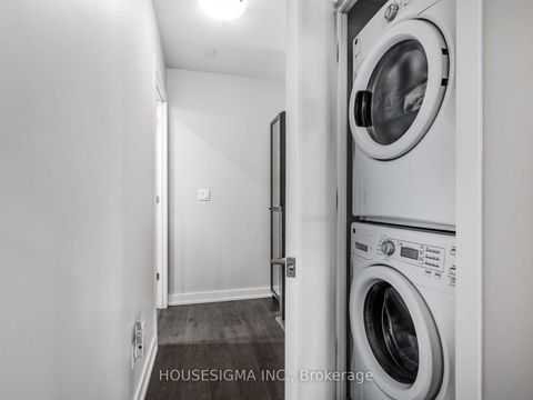 Photo 26 at TH03 - 32 Bruyers Mews, Waterfront Communities C1, Toronto