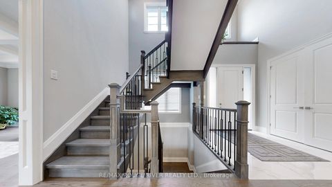 Photo 11 at 1 Bellbrook Road, L'Amoreaux, Toronto