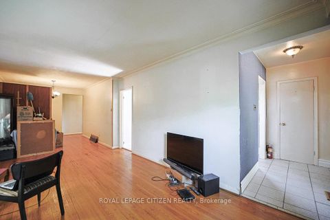 Photo 9 at 2615 Jane Street, Jane Heights, Toronto