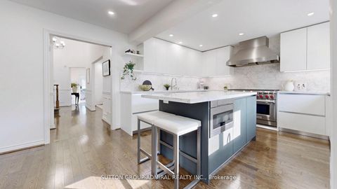 Photo 1 at 122 Edmund Seager Drive, Uplands, Vaughan