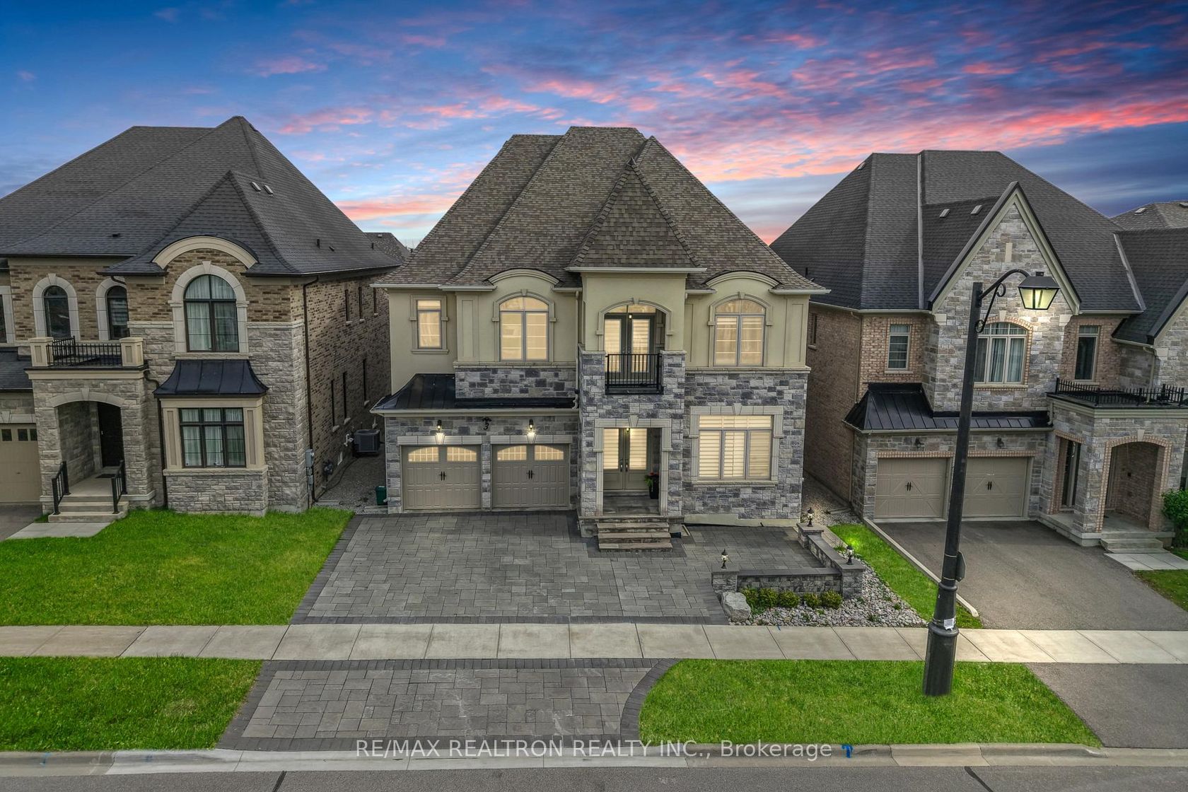 3 Redelmeier Court, Patterson, Vaughan 