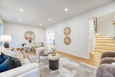 Photo 6 at 24 Rawlings Avenue, Devonsleigh, Richmond Hill