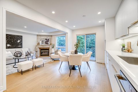 Photo 14 at 24 Rawlings Avenue, Devonsleigh, Richmond Hill