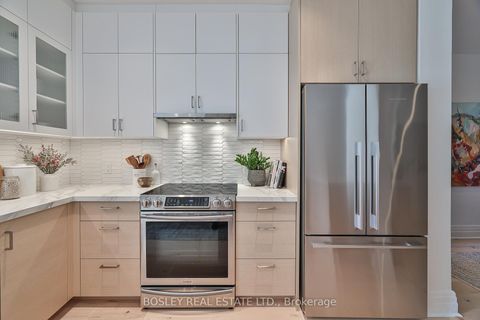 Photo 3 at 21A Grafton Avenue, Roncesvalles, Toronto