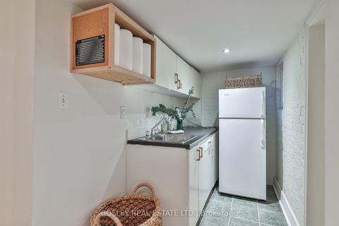 Photo 38 at 21A Grafton Avenue, Roncesvalles, Toronto