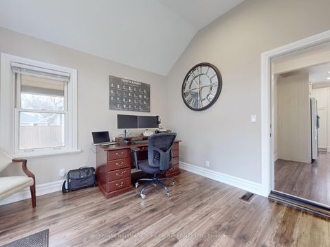 Photo 14 at 21 Irwin Avenue, Aurora Village, Aurora