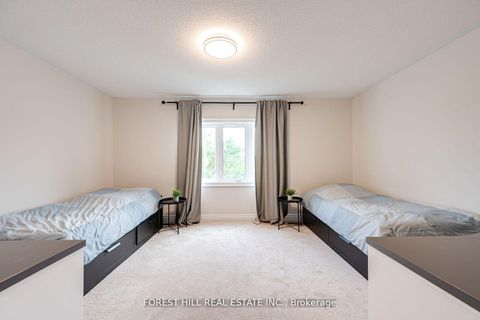 Photo 10 at 486 Apple Blossom Drive, Patterson, Vaughan