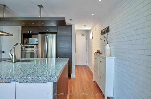 Photo 1 at 209 - 160 Baldwin Street, Chinatown, Toronto