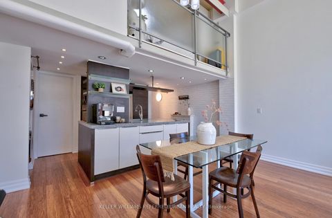 Photo 8 at 209 - 160 Baldwin Street, Chinatown, Toronto