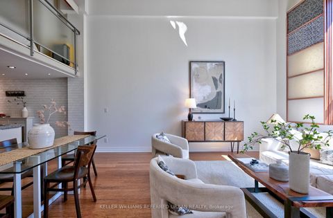 Photo 10 at 209 - 160 Baldwin Street, Chinatown, Toronto
