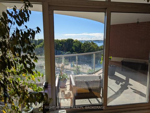 Photo 2 at 608 - 550 Queens Quay W Quay W, Waterfront Communities C1, Toronto