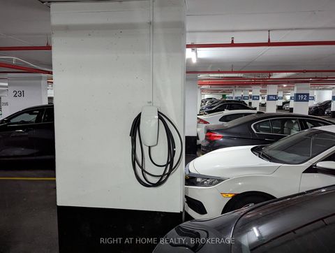 Photo 22 at 608 - 550 Queens Quay W Quay W, Waterfront Communities C1, Toronto