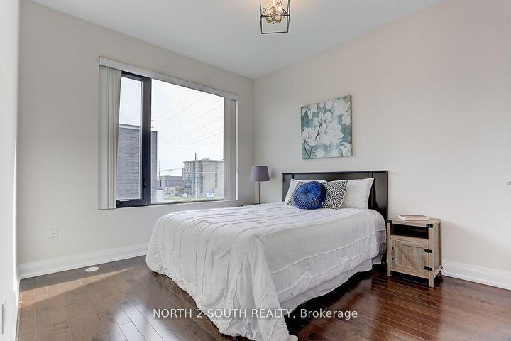 Photo 24 at 6 Hostel Lane, North Richvale, Richmond Hill