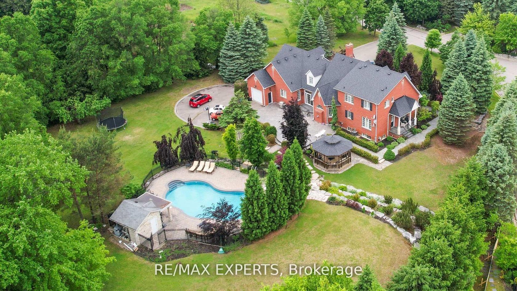 27 Theresa Circle, Kleinburg, Vaughan 