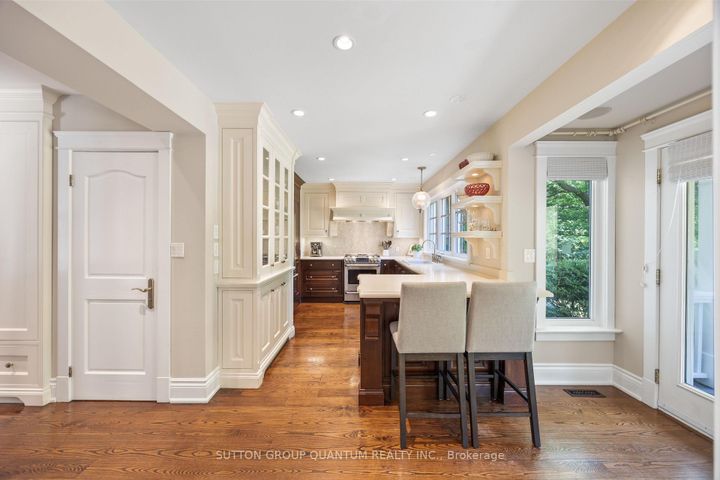 Photo 8 at 1197 Birchview Drive, Lorne Park, Mississauga