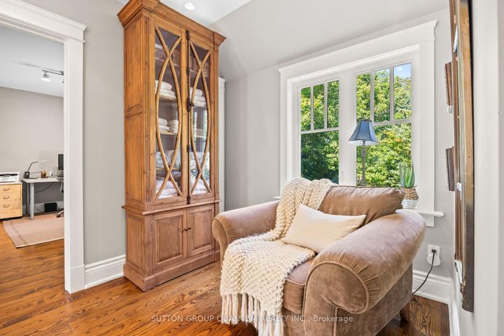 Photo 26 at 1197 Birchview Drive, Lorne Park, Mississauga