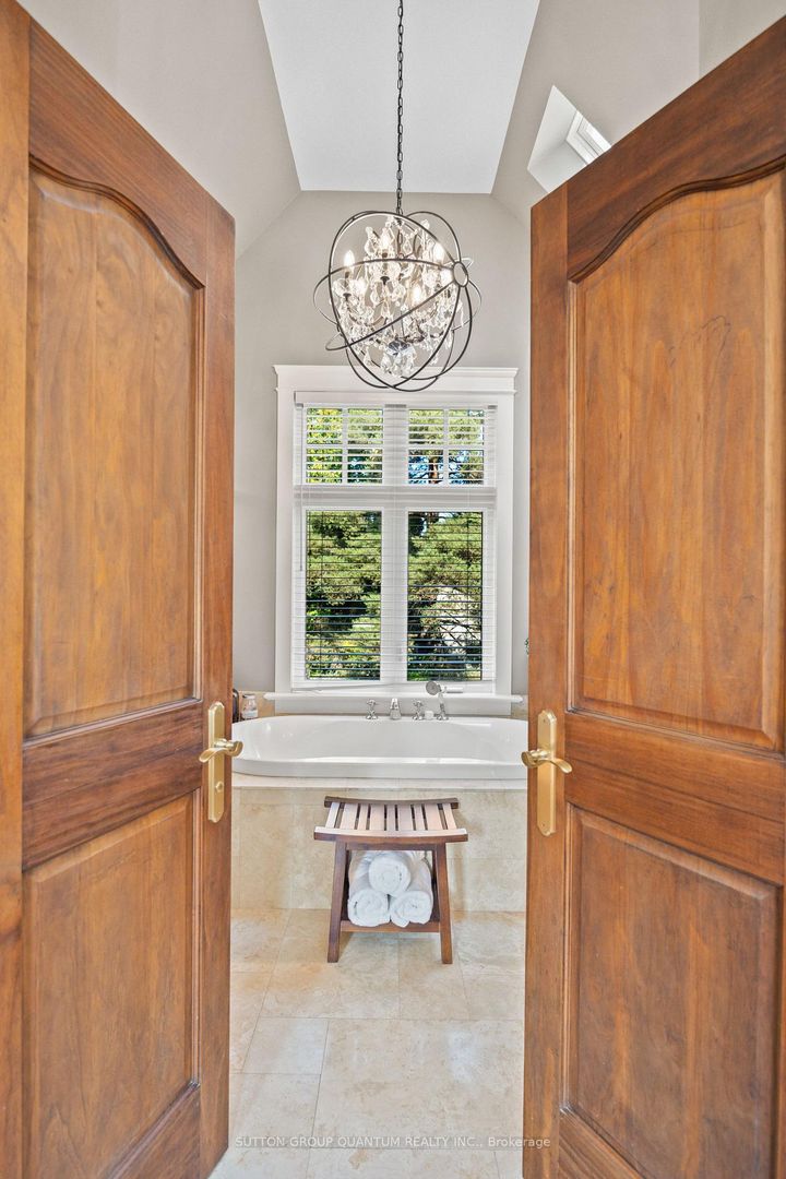 Photo 30 at 1197 Birchview Drive, Lorne Park, Mississauga