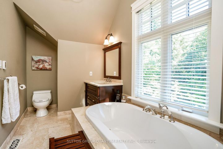 Photo 33 at 1197 Birchview Drive, Lorne Park, Mississauga