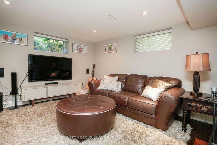 Photo 42 at 1197 Birchview Drive, Lorne Park, Mississauga
